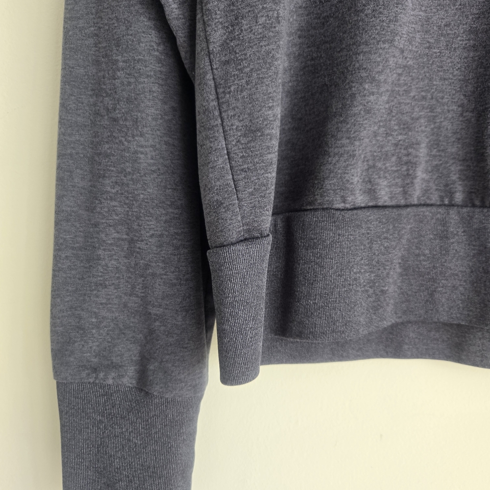 Vuori Daydream Crew Sweater In Blue Heather. (D6) - Picture 4 of 11